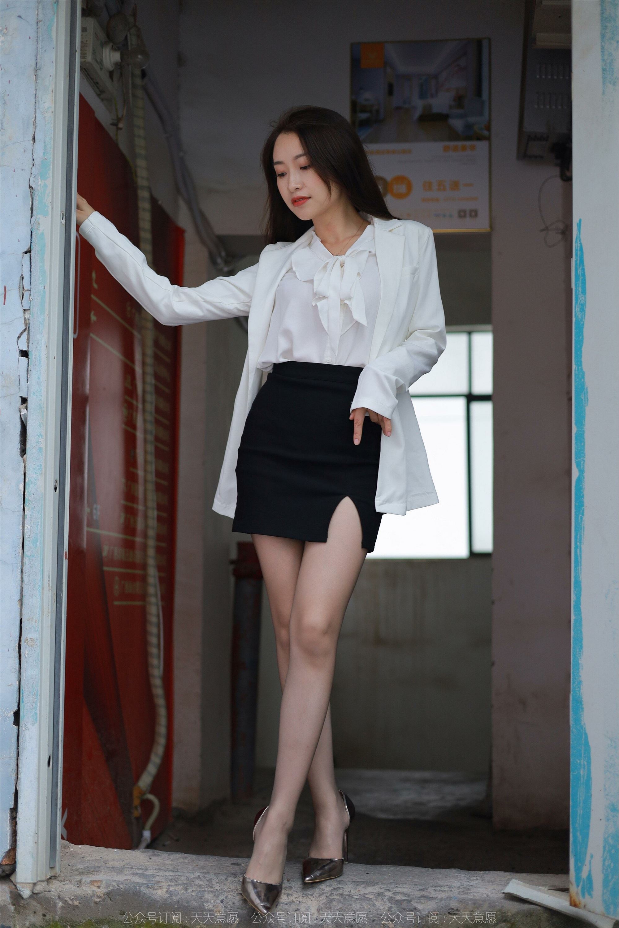 IESS异思趣向 2022.06.11 丝享家 1114：小婕《冷艳嘿丝》